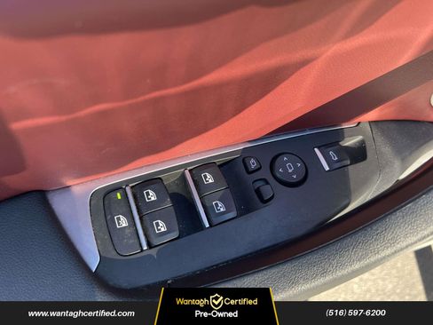 Used 2022 BMW X4 xDrive30i w/ Premium Package Essential image 17