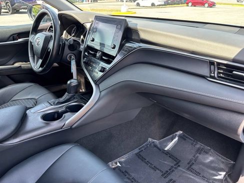 Certified 2023 Toyota Camry SE FWD image 30