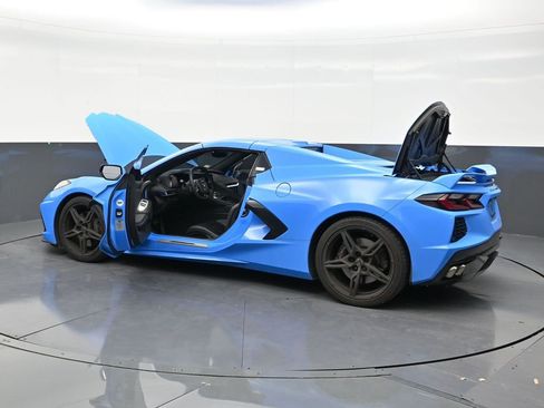 Used 2024 Chevrolet Corvette Stingray Convertible w/ Z51 Performance Package RWD image 31