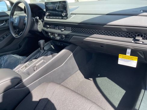 Used 2024 Honda Accord EX image 15