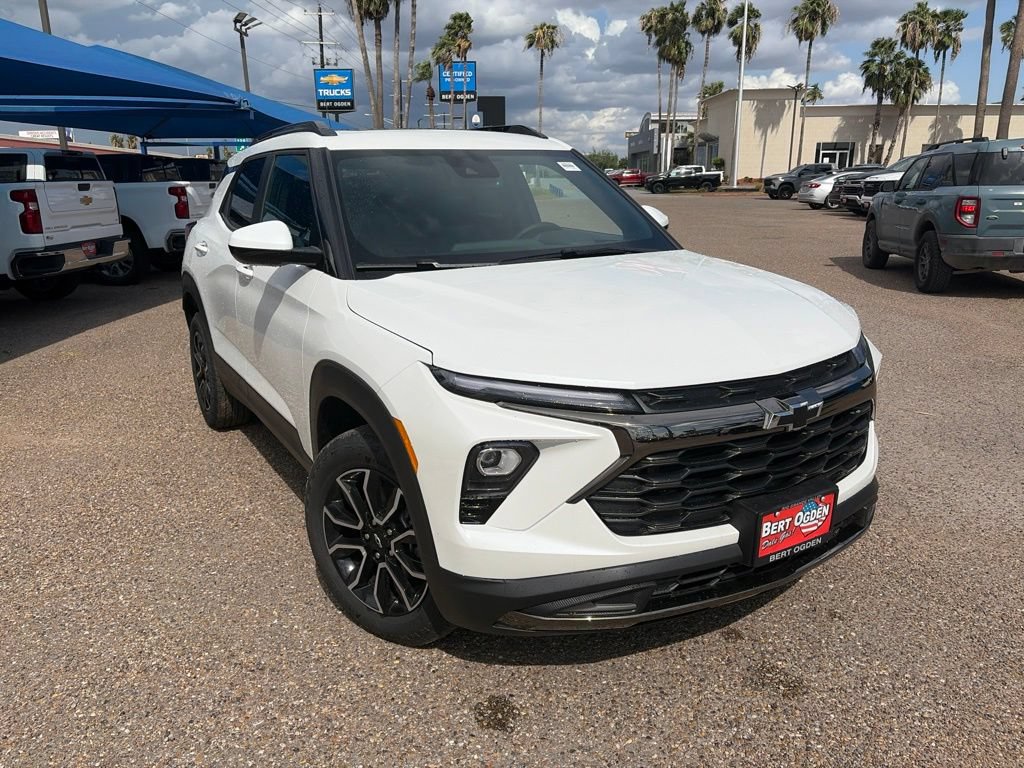 New 2026 Chevrolet TrailBlazer ACTIV w/ Convenience Package AWD/4WD image 1