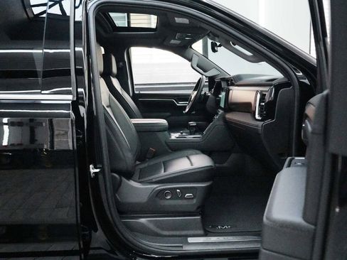 Used 2026 GMC Sierra 1500 Denali AWD/4WD image 33