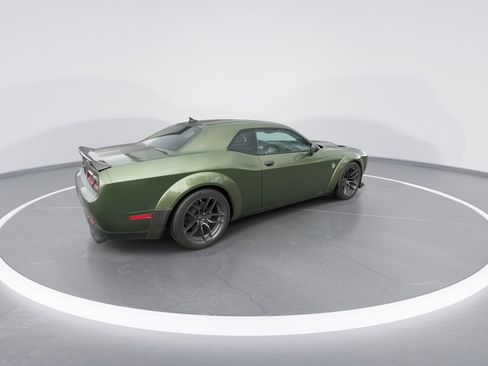 Used 2018 Dodge Challenger SRT Hellcat RWD image 20