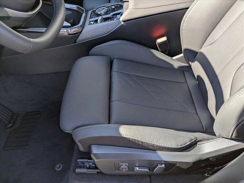 New 2026 BMW X3 xDrive30 w/ Premium Package image 4