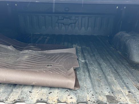 Used 2018 Chevrolet Silverado 1500 High Country AWD/4WD image 25