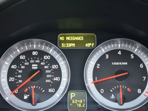 Used 2012 Volvo C70 T5 image 38