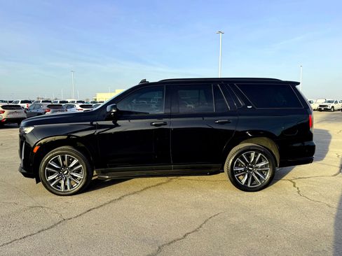 Used 2023 Cadillac Escalade Sport image 10