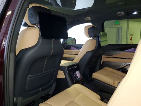 New 2026 Cadillac Escalade IQ Luxury 2 image 10