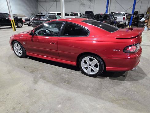 Used 2006 Pontiac GTO image 7