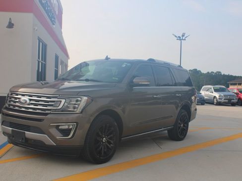 Used 2019 Ford Expedition Limited w/ Equipment Group 301A RWD image 7