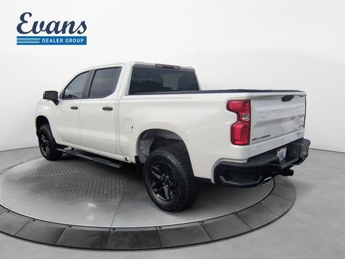 Used 2019 Chevrolet Silverado 1500 Custom Trail Boss w/ Custom Convenience Package image 4