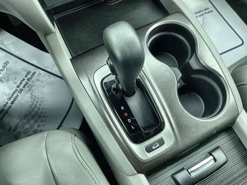 Used 2017 Honda Pilot EX-L image 23