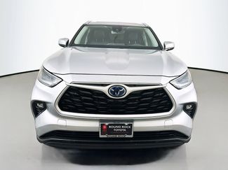 Used 2022 Toyota Highlander XLE video 2