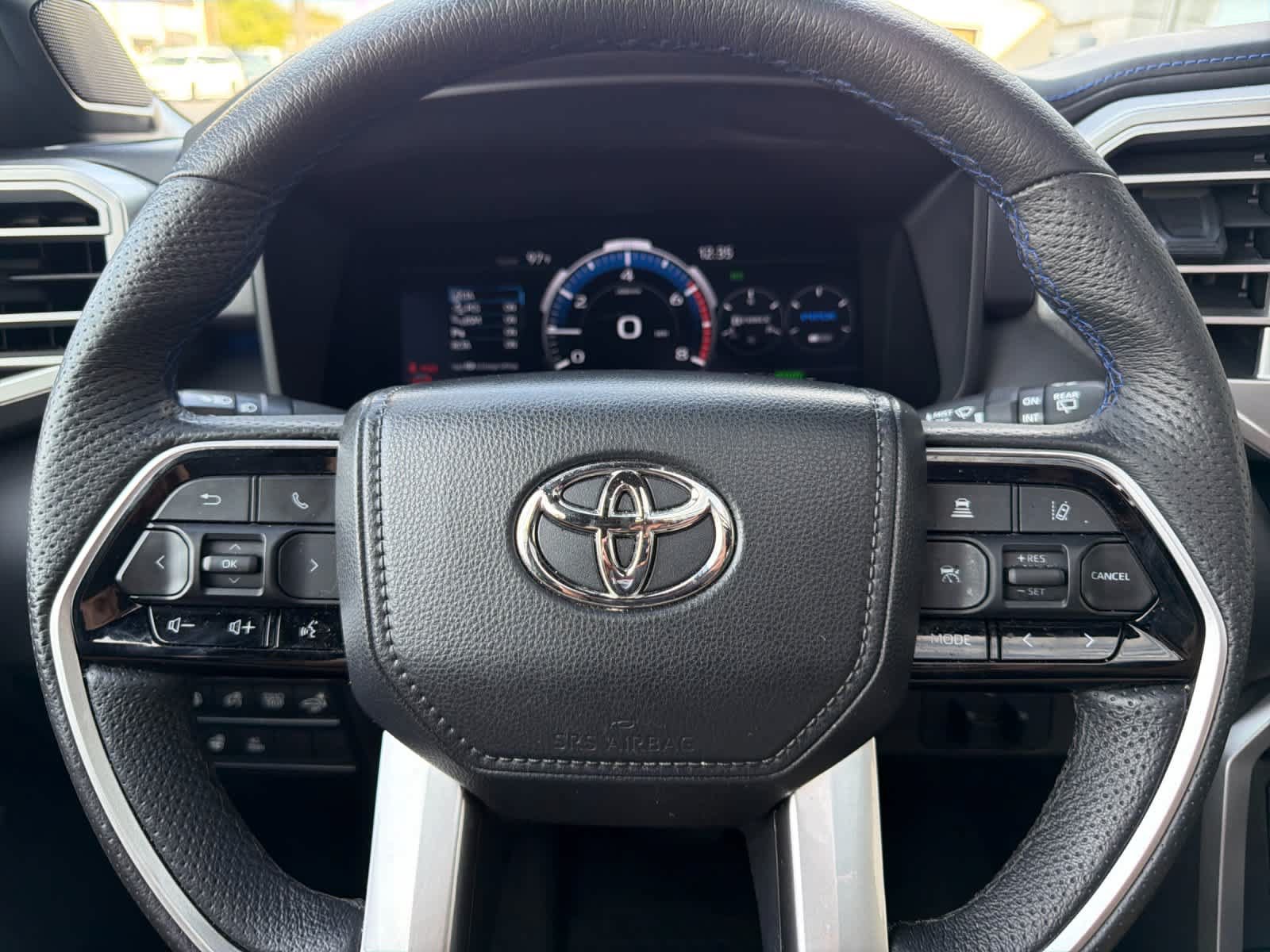 Used 2023 Toyota Sequoia Platinum AWD/4WD image 23