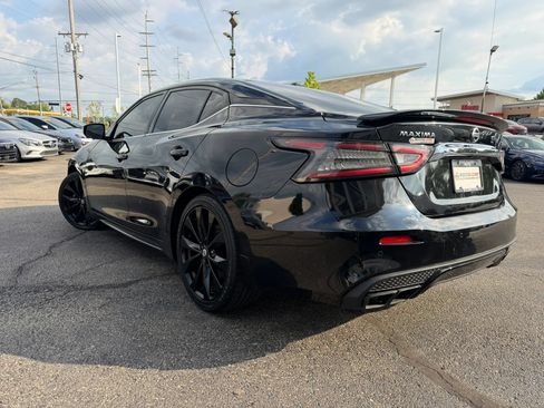 Used 2020 Nissan Maxima SR w/ Sport Mat Group FWD image 10