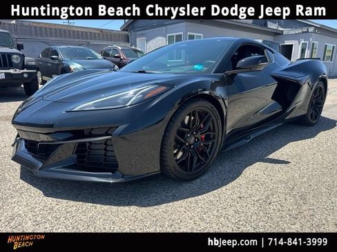 Used 2025 Chevrolet Corvette Z06 w/ Battery Protection Package RWD image 1