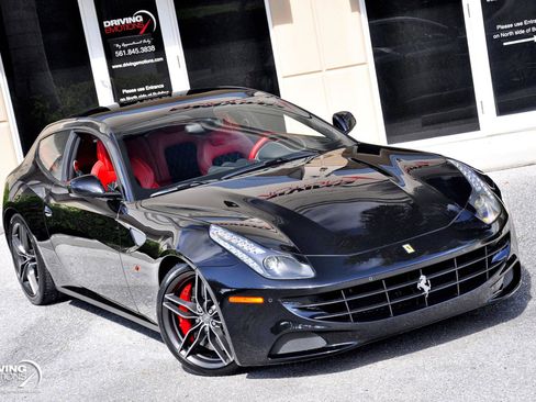 Used 2016 Ferrari FF AWD/4WD image 3