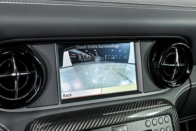 Used 2015 Mercedes-Benz SLS AMG GT Final Edition image 29