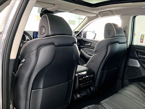 New 2026 Acura MDX SH-AWD w/ Advance Package image 12