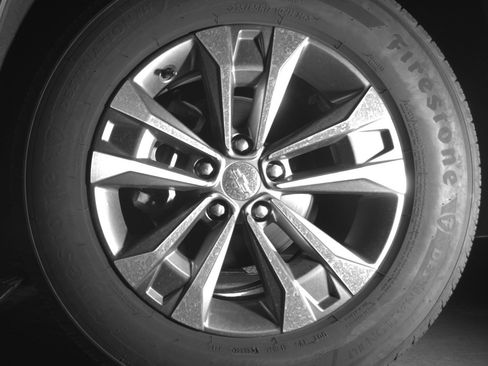 Used 2025 Chevrolet Equinox LT FWD image 12