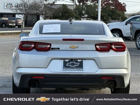 Used 2019 Chevrolet Camaro LT image 8