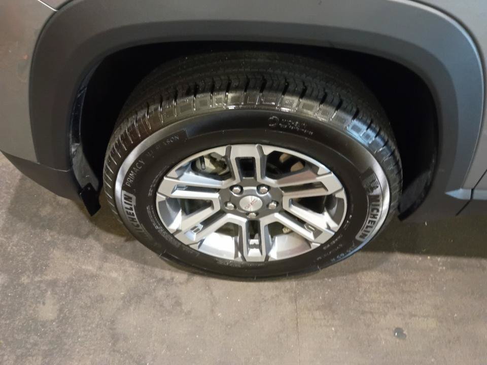 Used 2026 GMC Terrain Elevation FWD image 27