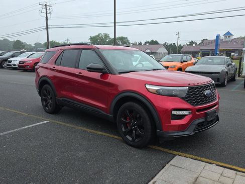 Used 2022 Ford Explorer ST w/ Equipment Group 401A AWD/4WD image 3
