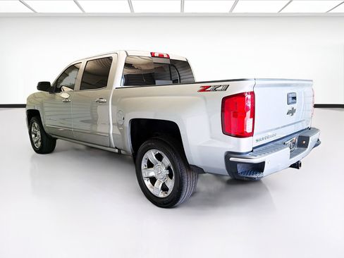 Used 2018 Chevrolet Silverado 1500 LTZ Z71 w/ LTZ Plus Package image 6