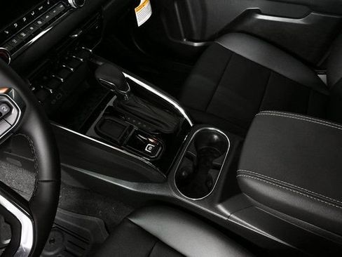 New 2026 GMC Canyon Elevation w/ Convenience Package image 17