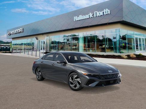 New 2026 Hyundai Elantra Limited FWD image 2