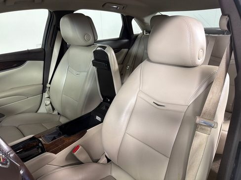 Used 2014 Cadillac XTS Luxury FWD image 13