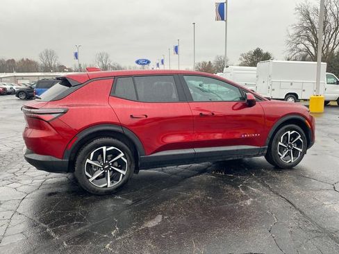 Used 2025 Chevrolet Equinox EV LT image 12