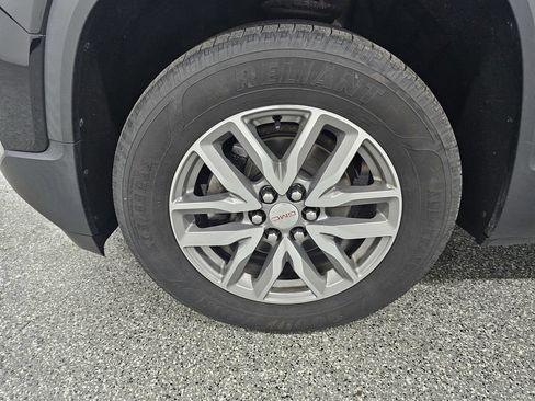 Used 2017 GMC Acadia SLE w/ Driver Alert Package I FWD image 10