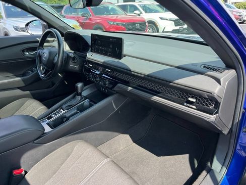 Used 2023 Honda Accord Sport image 27