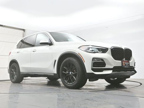 Used 2019 BMW X5 xDrive40i w/ Convenience Package image 32