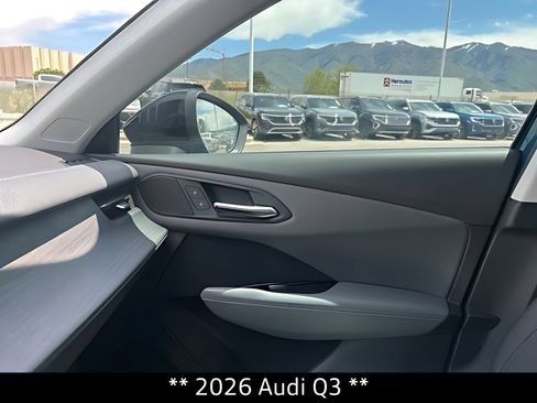 New 2026 Audi Q3 quattro 2.0T AWD/4WD image 37