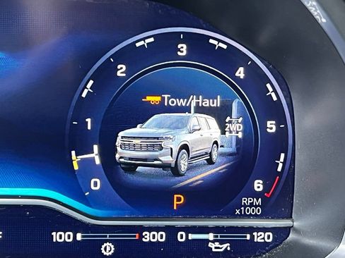 Used 2023 Chevrolet Tahoe LT AWD/4WD image 29