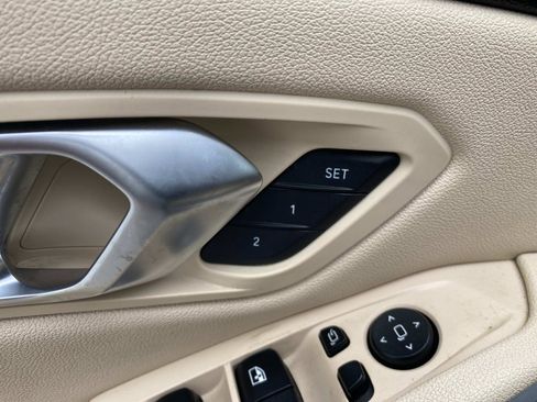 Used 2020 BMW 330i Sedan RWD image 14