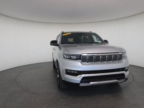 Used 2023 Jeep Grand Wagoneer Series III image 29