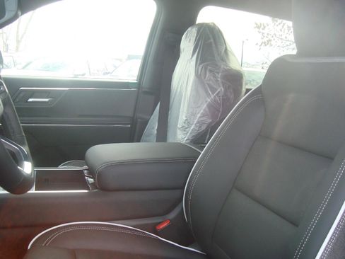 New 2026 GMC Sierra EV Elevation image 9