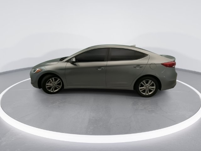 Used 2017 Hyundai Elantra SE FWD image 3