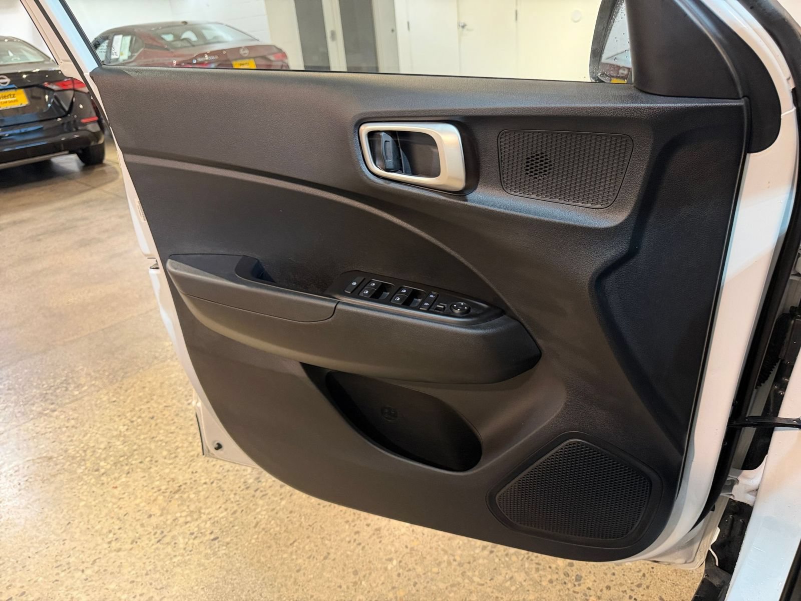 Used 2026 Hyundai Venue SEL FWD image 18