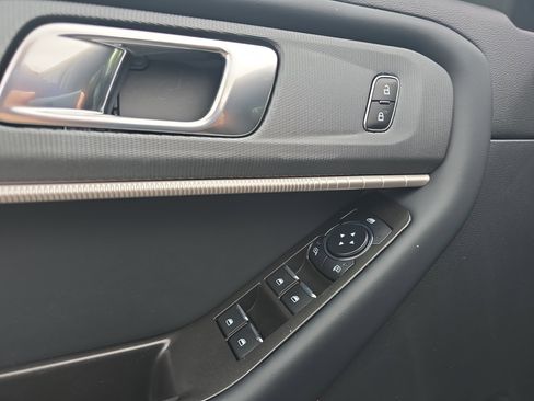 New 2026 Ford Explorer ST-Line image 19