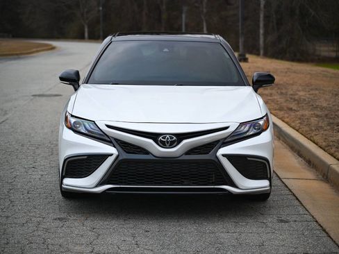 Used 2023 Toyota Camry XSE image 28