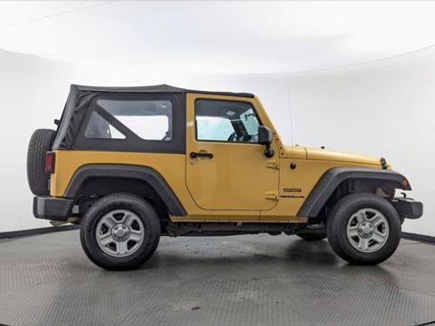 Used 2014 Jeep Wrangler Sport AWD/4WD image 9