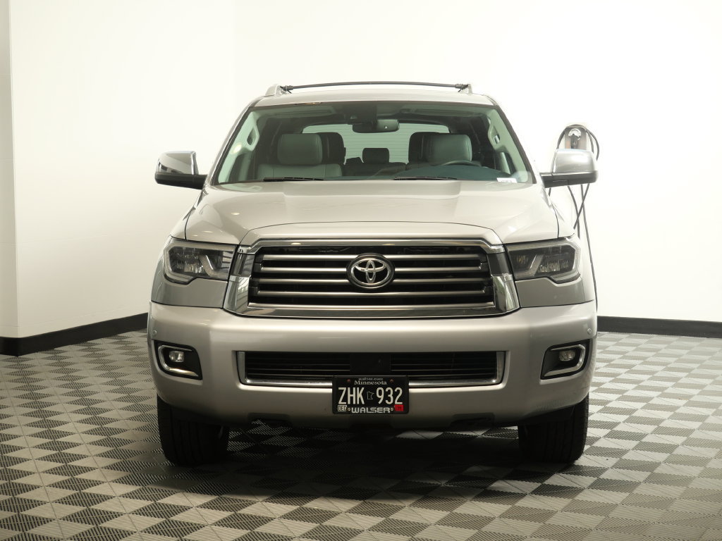 Used 2018 Toyota Sequoia Limited AWD/4WD image 2