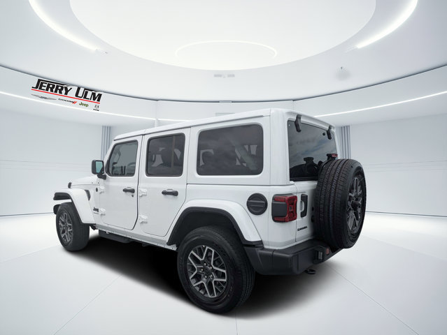 Certified 2026 Jeep Wrangler Unlimited Sahara AWD/4WD image 5
