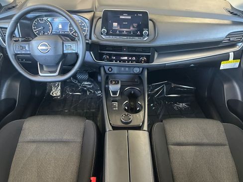 New 2026 Nissan Rogue SV AWD/4WD image 3