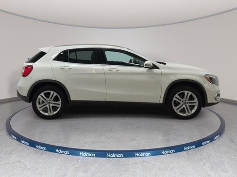 Used 2018 Mercedes-Benz GLA 250 4MATIC image 5