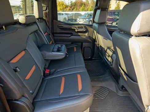 Used 2024 GMC Sierra 1500 AT4 w/ Technology Package image 36